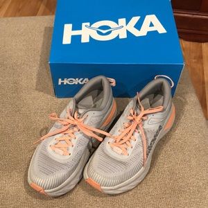 8.5 Hoka One One Bondi 7s